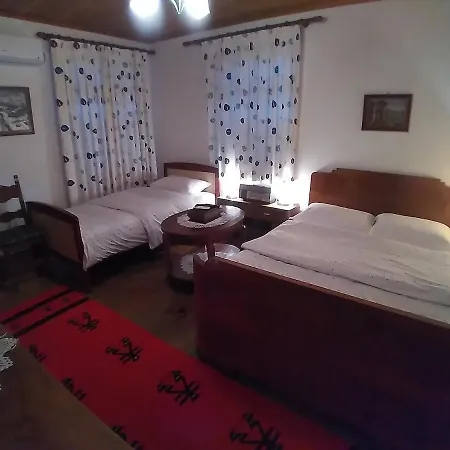 Appartement Paspali Gjirokastër